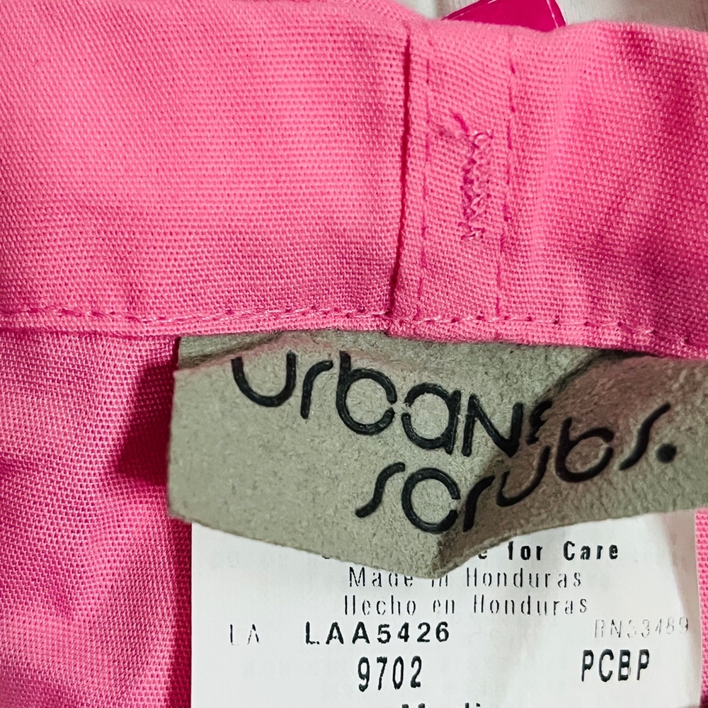 Pink Drawstring Women’s scrub uniform pants side pockets. Brand new size medium - Picture 9 of 9